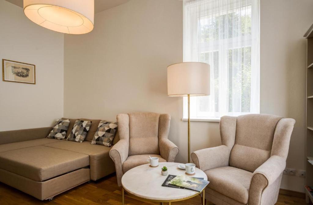Apartman Karlovarska Marianske Lazne Exterior photo